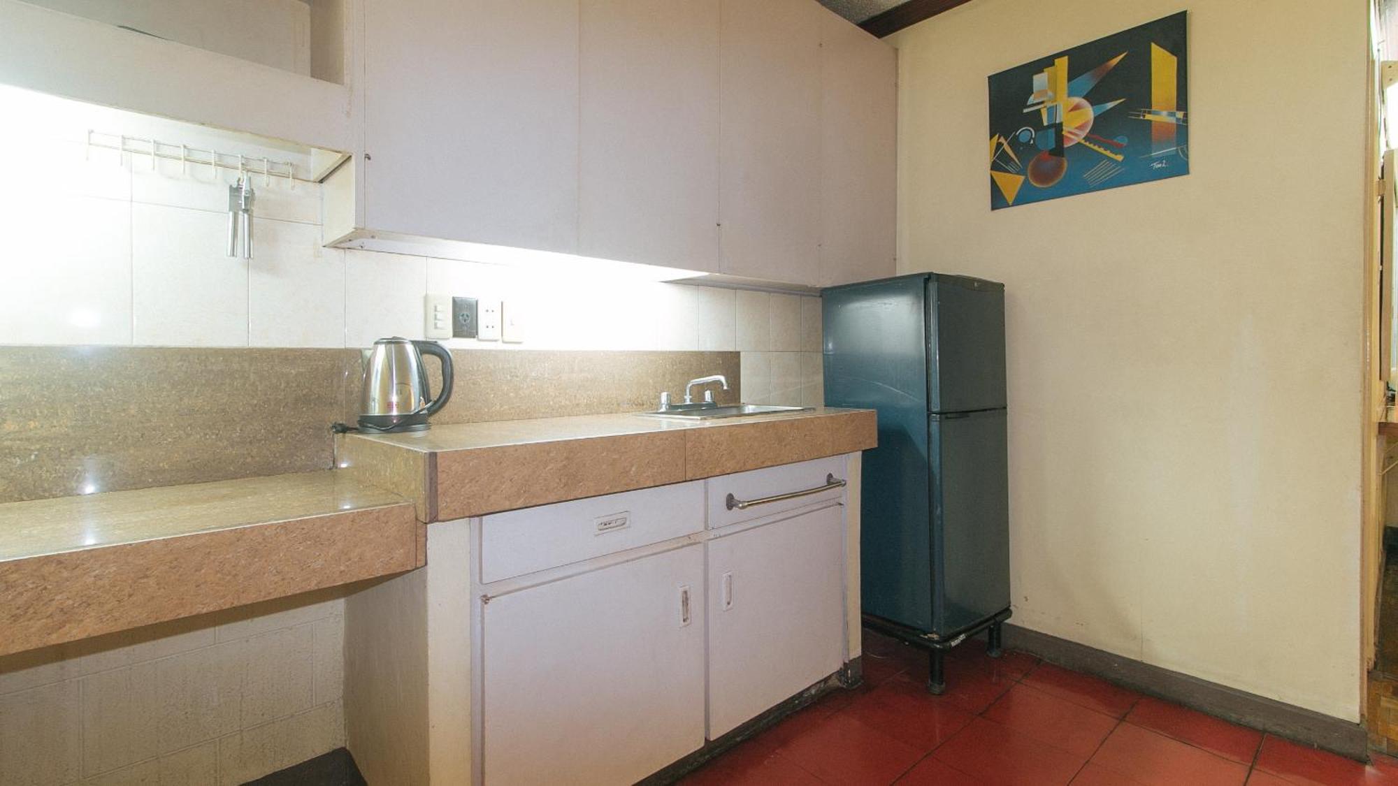Reddoorz At Broadway Court Apartelle كويزون سيتي المظهر الخارجي الصورة